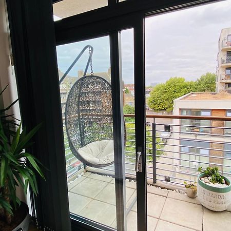 Cosy 1 Bedroom Apartment With Balcony Near Chiswick London Exterior foto