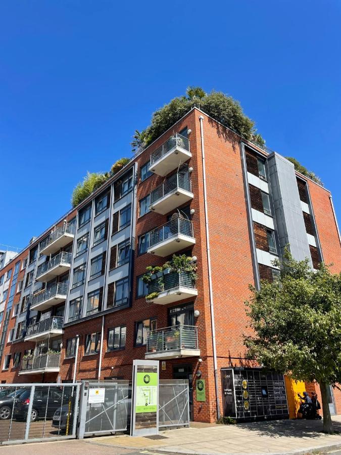 Cosy 1 Bedroom Apartment With Balcony Near Chiswick London Exterior foto
