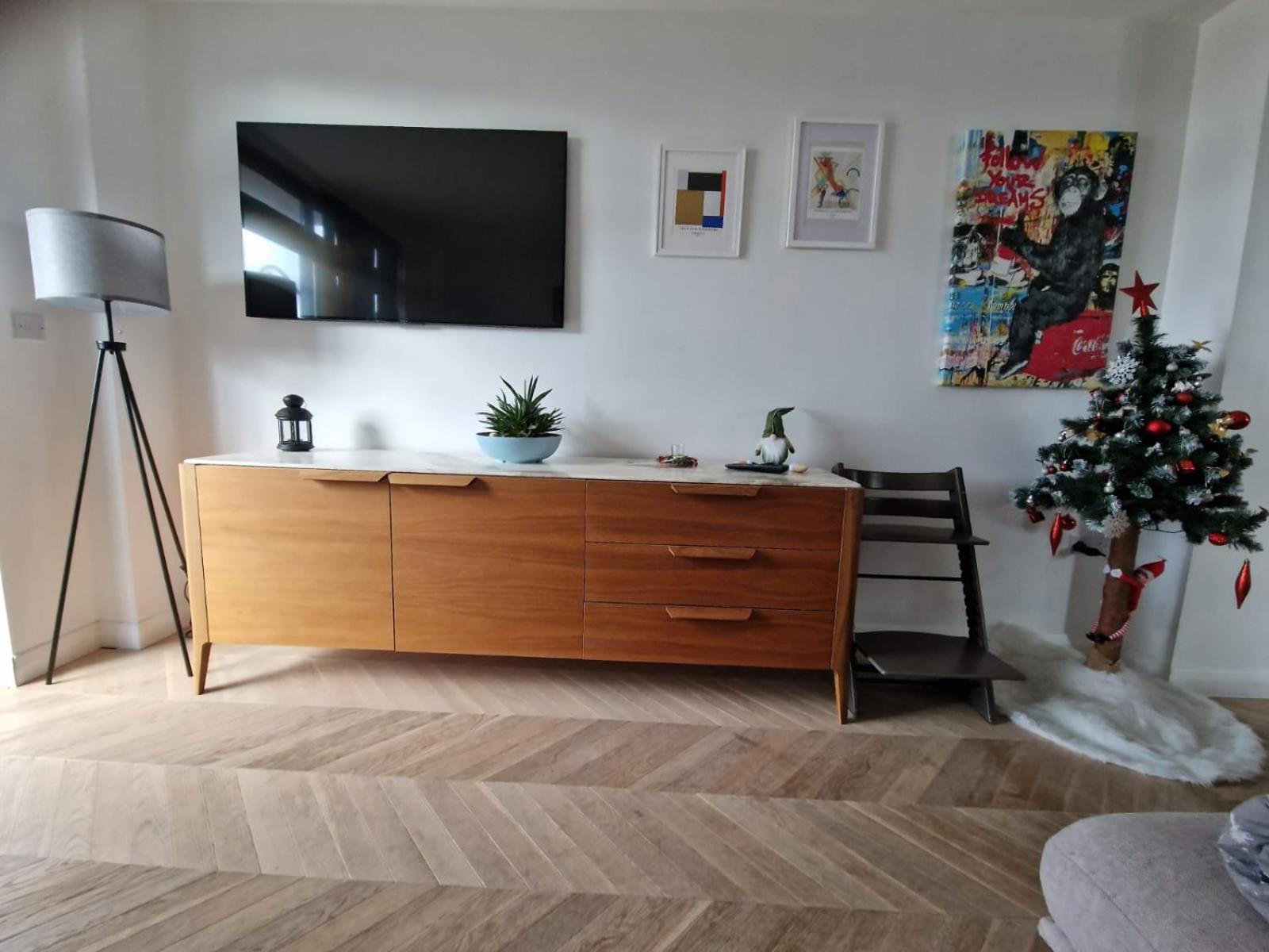 Cosy 1 Bedroom Apartment With Balcony Near Chiswick London Exterior foto